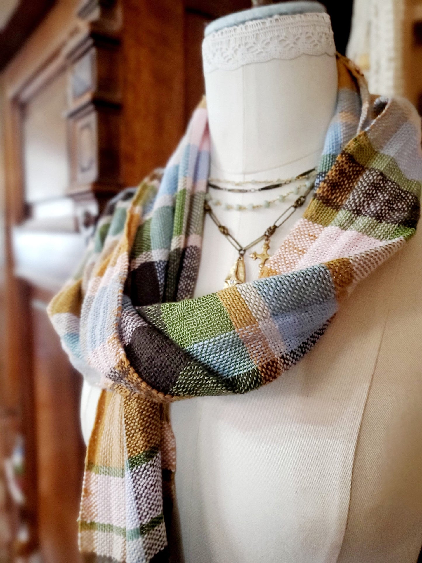 HANDWOVEN FALL SCARF, Weaving and Fiber Arts, Yarn, woven scarf