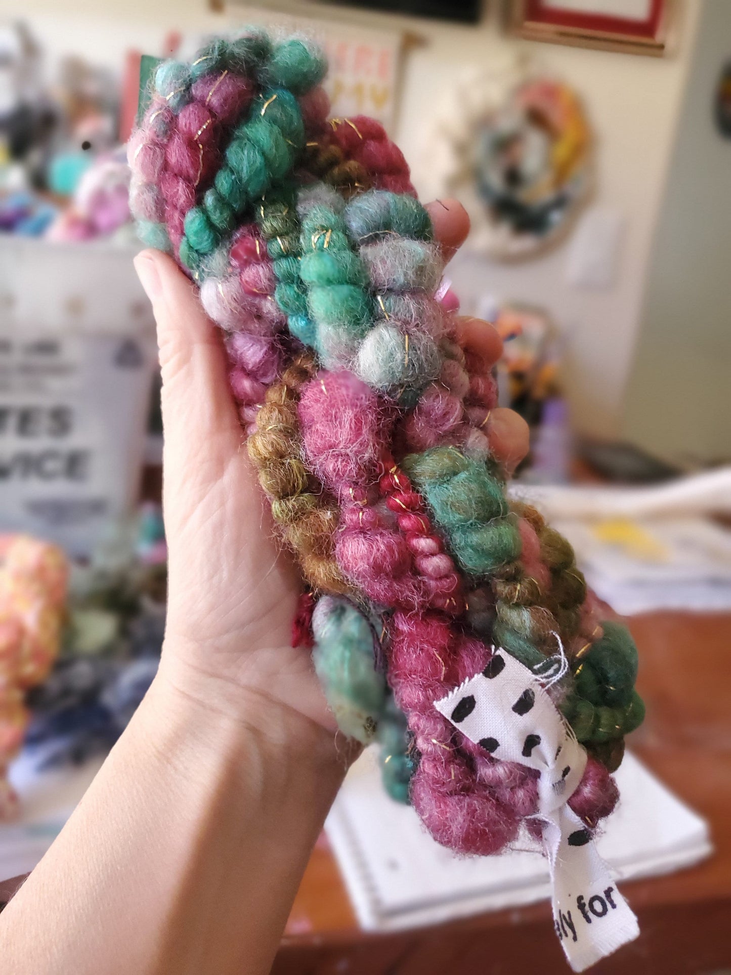 MISTLETOE 4yrds, Handspun Art Yarn, Weaving and Fiber Arts, Scrap Yarn, Yarn