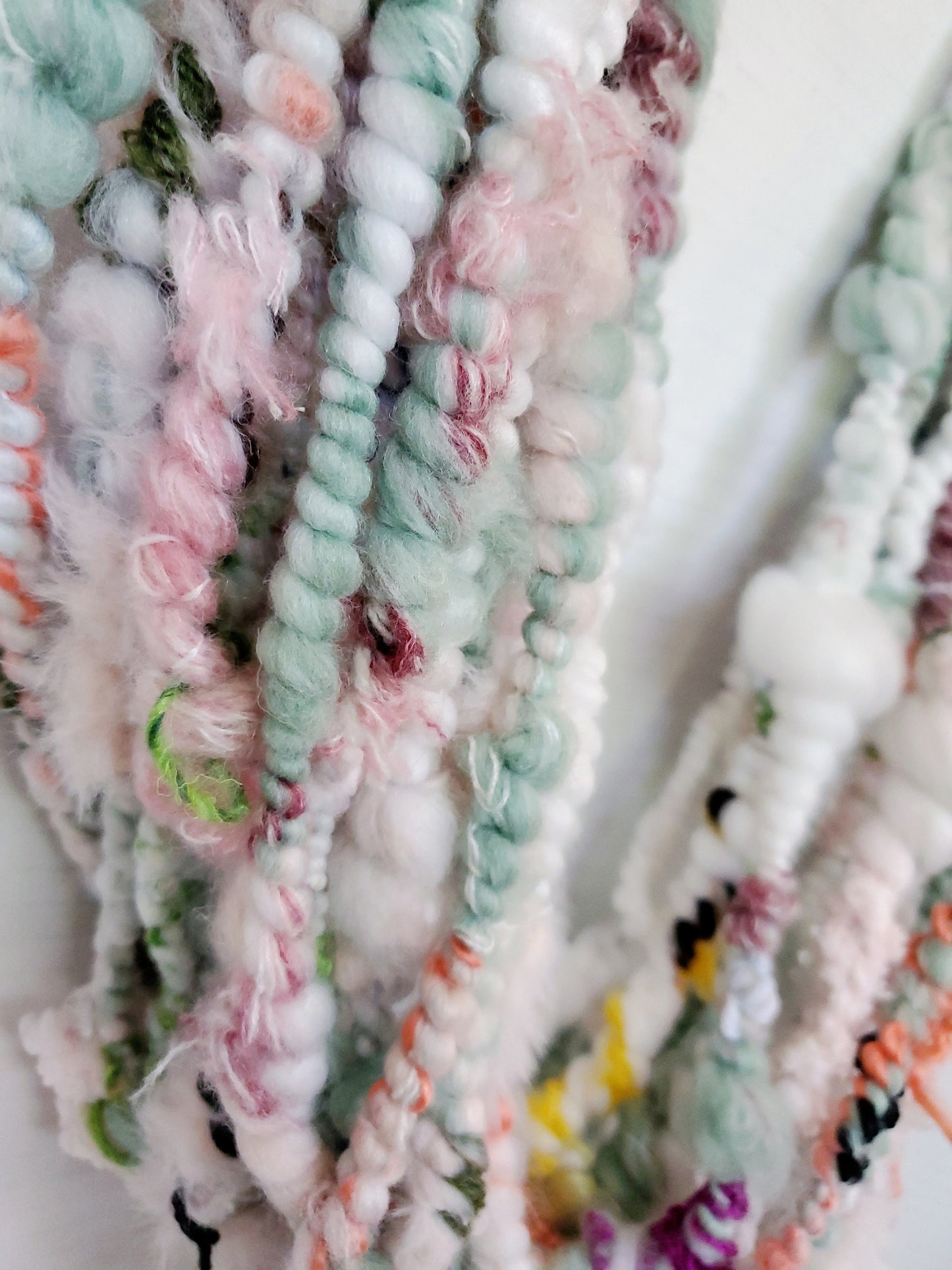 NATTIES SCRAPS 5yrds, Handspun Art Yarn, Weaving and Fiber Arts, Scrap Yarn, Yarn