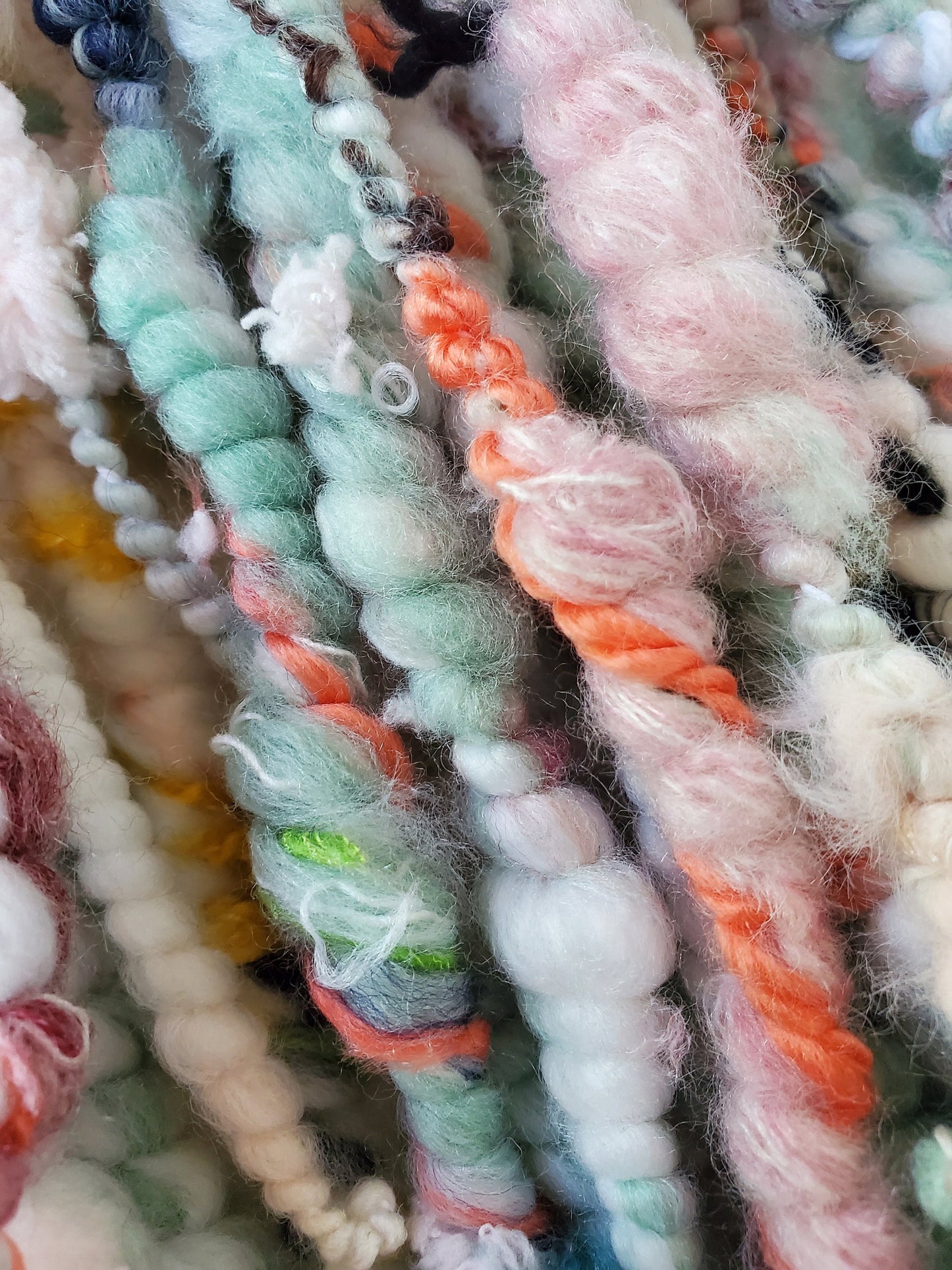 NATTIES SCRAPS 5yrds, Handspun Art Yarn, Weaving and Fiber Arts, Scrap Yarn, Yarn