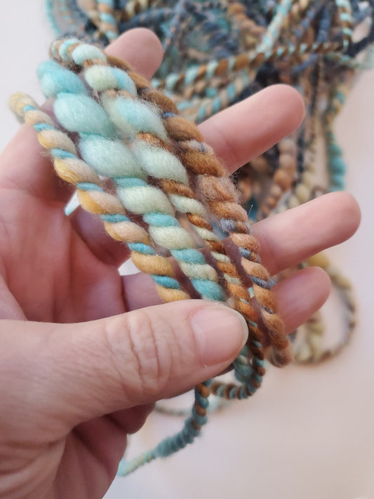 BLUES n BROWNS 17yrds, Handspun Art Yarn, Weaving and Fiber Arts, Scrap Yarn, Yarn