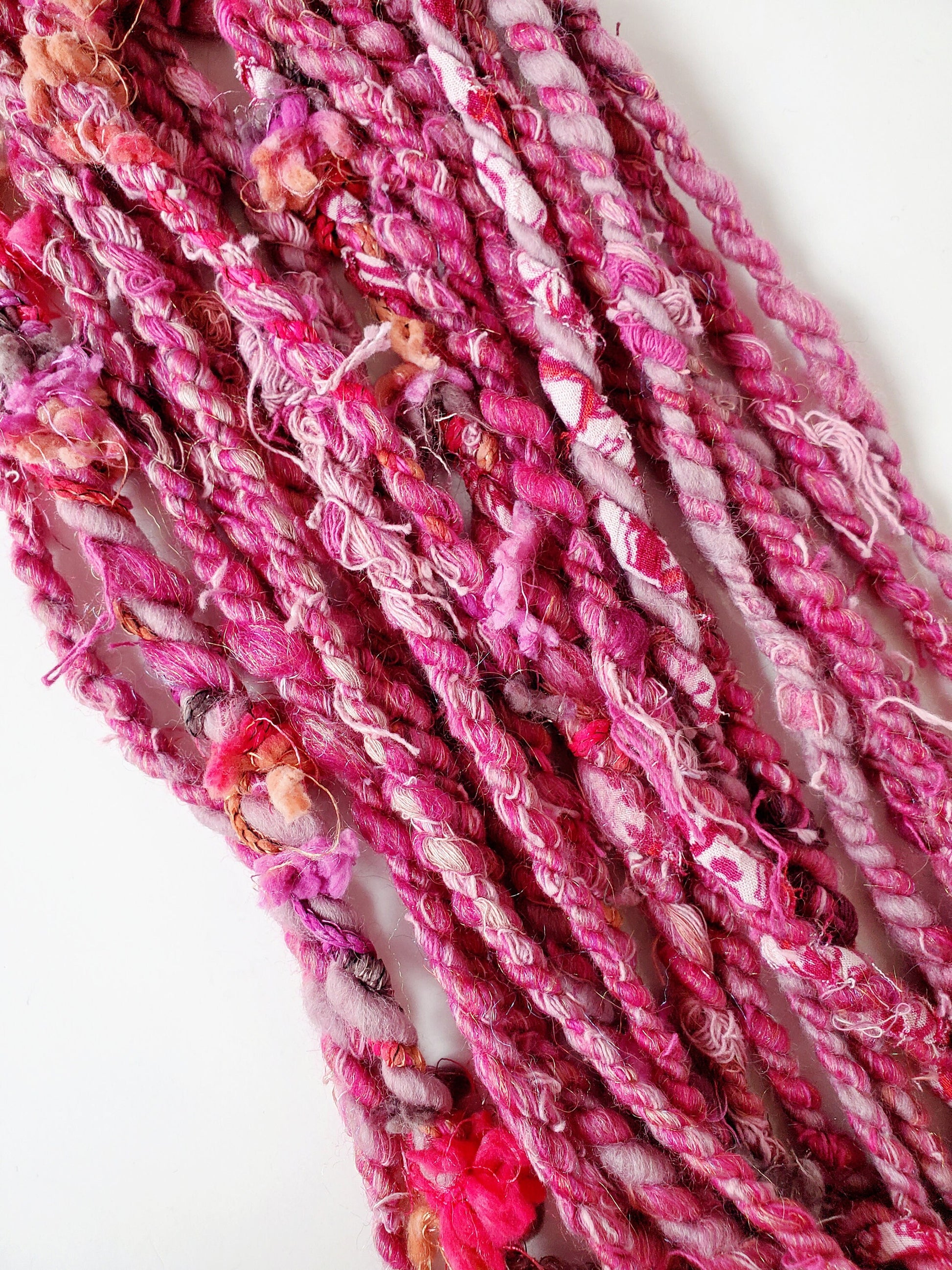 PINK SCRAP HANDSPUN yarn 5yrds, Handspun Art Yarn, Weaving and Fiber Arts, Scrap Yarn, Yarn